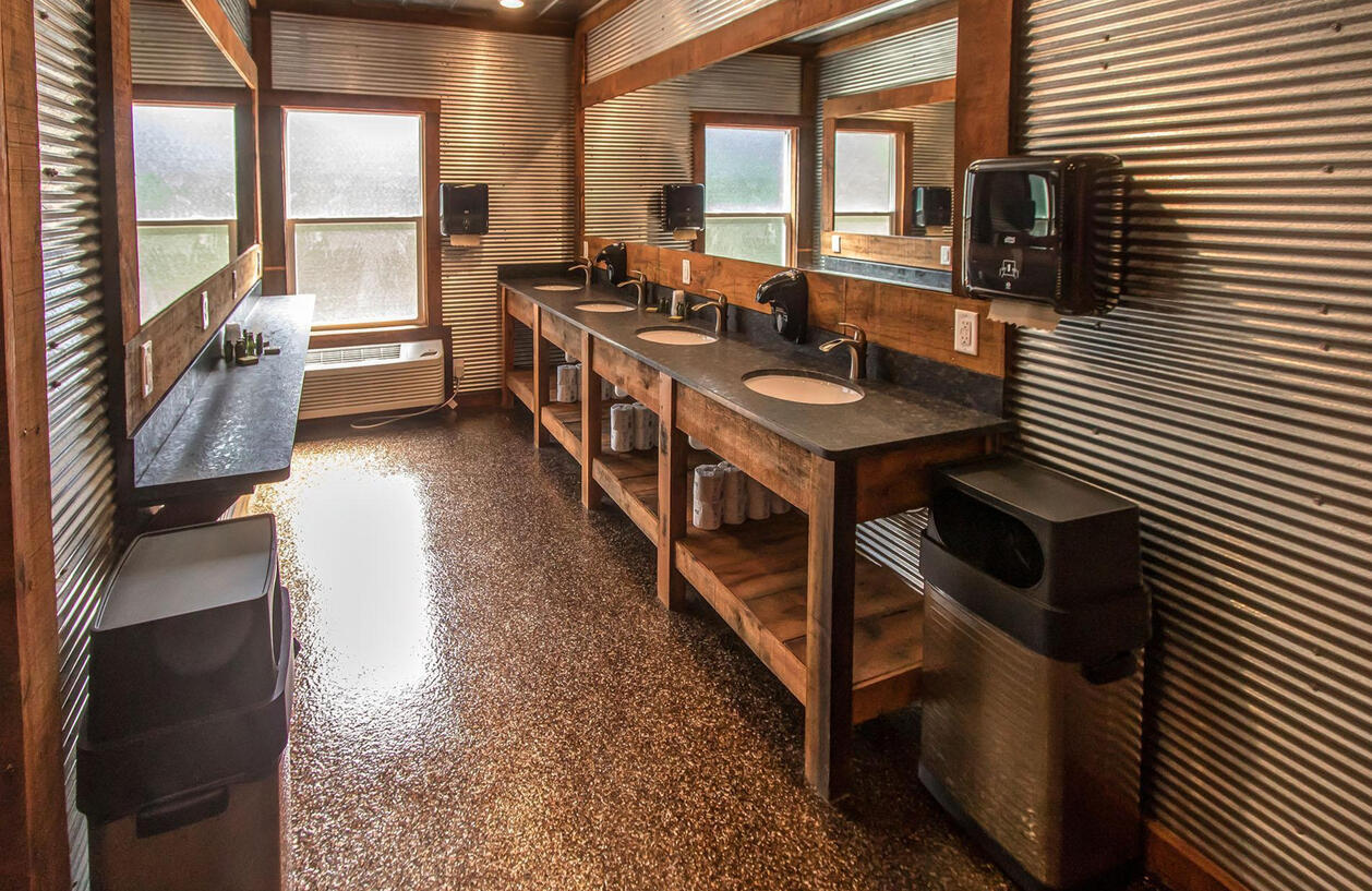 plenty of vanity room for everyone